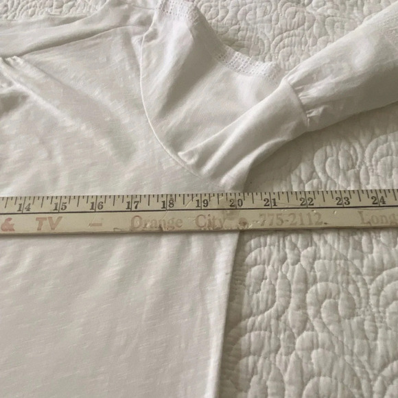 St. John's Bay White Boatneck Knit Top with 3/4 Eyelet Bell Sleeves Size Medium - Picture 6 of 8